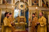 Вечернее богослужение с чтением акафиста нараспев