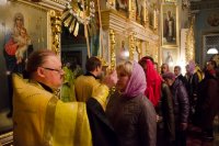 Вечернее богослужение с чтением акафиста нараспев