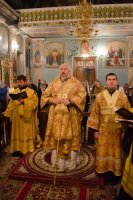 Вечернее богослужение с чтением акафиста нараспев