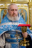 "...нас бо ради молит Богородица Превечнаго Бога"