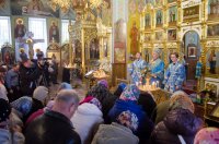 "...нас бо ради молит Богородица Превечнаго Бога"