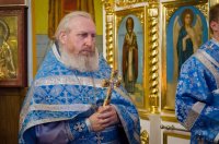 "...нас бо ради молит Богородица Превечнаго Бога"