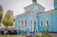 "...нас бо ради молит Богородица Превечнаго Бога"