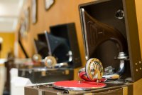 Преосвященнейший Стефан посетил городской праздничный концерт, посвящённый Дню матери Преосвященнейший Стефан посетил городской праздничный концерт, посвящённый Дню матери