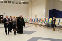 Преосвященнейший Стефан посетил городской праздничный концерт, посвящённый Дню матери Преосвященнейший Стефан посетил городской праздничный концерт, посвящённый Дню матери