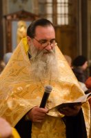 Вечернее богослужение с чтением акафиста нараспев