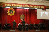 Торжественный митинг, посвященный увольнению в запас военнослужащих срочной службы органов пограничной службы