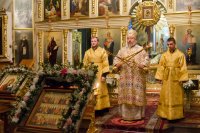 Божественная литургия в предпразднство Введения во храм Пресвятой Богородицы Божественная литургия в предпразднство Введения во храм Пресвятой Богородицы