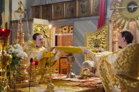 Божественная литургия в предпразднство Введения во храм Пресвятой Богородицы Божественная литургия в предпразднство Введения во храм Пресвятой Богородицы