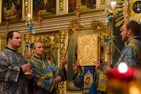 Вечернее богослужение с чтением акафиста нараспев