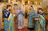 Божественная литургия в криптовом храме Свято-Петро-Павловском кафедрального собора Божественная литургия в криптовом храме Свято-Петро-Павловском кафедрального собора