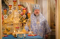 Божественная литургия в криптовом храме Свято-Петро-Павловском кафедрального собора Божественная литургия в криптовом храме Свято-Петро-Павловском кафедрального собора