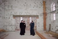 Рабочая поездка в строящийся храм Казанской иконы Божией Матери а. г. Лучин
