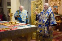 Божественная литургия в день Отдания праздника Введения во храм Пресвятой Богородицы