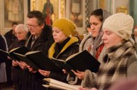  Вечернее богослужение с чтением акафиста нараспев