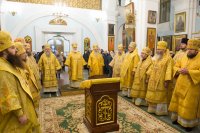 В ДЕНЬ ПАМЯТИ АПОСТОЛА АНДРЕЯ ПЕРВОЗВАННОГО В СВЯТО-ДУХОВОМ КАФЕДРАЛЬНОМ СОБОРЕ ГОРОДА МИНСКА СОСТОЯЛОСЬ СОБОРНОЕ АРХИЕРЕЙСКОЕ БОГОСЛУЖЕНИЕ