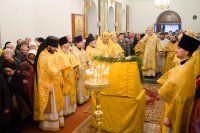 Божественная литургия в день памяти святителя и чудотворца Николая, архиепископа Мирликийского