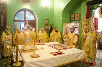 Божественная литургия в день памяти святителя и чудотворца Николая, архиепископа Мирликийского