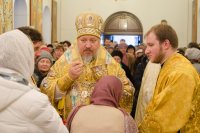 Божественная литургия в день памяти святителя и чудотворца Николая, архиепископа Мирликийского