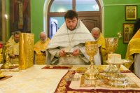 Божественная литургия в день памяти святителя и чудотворца Николая, архиепископа Мирликийского