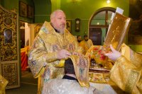 Божественная литургия в день памяти святителя и чудотворца Николая, архиепископа Мирликийского