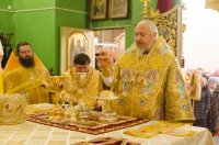 Божественная литургия в день памяти святителя и чудотворца Николая, архиепископа Мирликийского