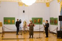 Преосвященный Стефан принял участие в открытии выставочного проекта «Зимние праздники»