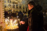 Вечернее богослужение с чтением акафиста нараспев