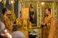 Вечернее богослужение с чтением акафиста нараспев