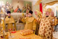 Божественная литургия в криптовом храме Свято-Петро-Павловском кафедрального собора Божественная литургия в криптовом храме Свято-Петро-Павловском кафедрального собора