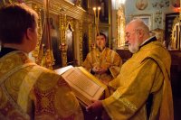 Божественная литургия в Свято-Петро-Павловском кафедральном соборе г.Гомеля