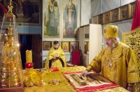 Божественная литургия в Свято-Петро-Павловском кафедральном соборе г.Гомеля