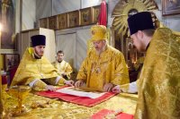 Божественная литургия в Свято-Петро-Павловском кафедральном соборе г.Гомеля