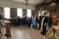 Учащиеся школ г. Рогачёва готовятся к празднику Рождества Христова Учащиеся школ г. Рогачёва готовятся к празднику Рождества Христова