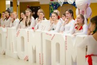 Преосвященный Стефан принял участие в традиционной городской благотворительной елке