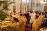  Вечернее богослужение с чтением акафиста нараспев