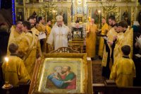  Вечернее богослужение с чтением акафиста нараспев