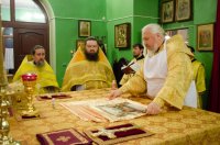 Божественная литургия в Свято-Никольском мужском монастыре Божественная литургия в Свято-Никольском мужском монастыре