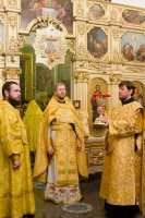 Божественная литургия в Свято-Никольском мужском монастыре Божественная литургия в Свято-Никольском мужском монастыре