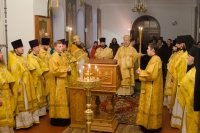 Божественная литургия в Свято-Никольском мужском монастыре Божественная литургия в Свято-Никольском мужском монастыре