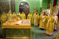 Божественная литургия в Свято-Никольском мужском монастыре Божественная литургия в Свято-Никольском мужском монастыре