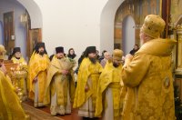 Божественная литургия в Свято-Никольском мужском монастыре Божественная литургия в Свято-Никольском мужском монастыре