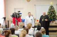 Рождественский подарок детям Рождественский подарок детям