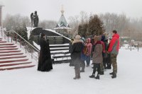 Воспитанники военно-патриотического класса посетили храм святого Архангела Михаила в г. Гомеле Воспитанники военно-патриотического класса посетили храм святого Архангела Михаила в г. Гомеле