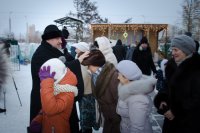 Преосвященный Стефан принял участие в рождественском мероприятии, прошедшем в Спасо-Преображенском храме города Гомеля