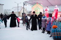 Преосвященный Стефан принял участие в рождественском мероприятии, прошедшем в Спасо-Преображенском храме города Гомеля