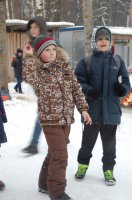 Рождественская ёлка в зимнем лесу