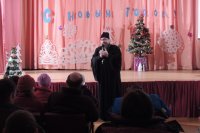 Священнослужитель посетил дом-интернат для ветеранов войны, труда и инвалидов «Васильевка» Священнослужитель посетил дом-интернат для ветеранов войны, труда и инвалидов «Васильевка»