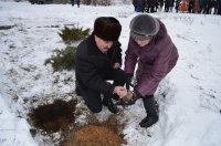 Траурный митинг-реквием на месте сожженной деревни Ола Траурный митинг-реквием на месте сожженной деревни Ола