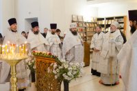 Божественная Литургия в храме Грузинской иконы Божией Матери